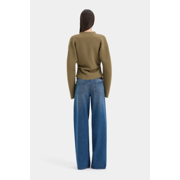 SIR the Label Lucia Straight Jean in Washed Indigo | Denim | Coveti