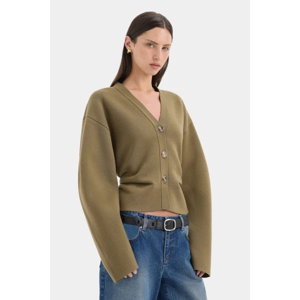 SIR the Label Lucia Straight Jean in Washed Indigo | Denim | Coveti