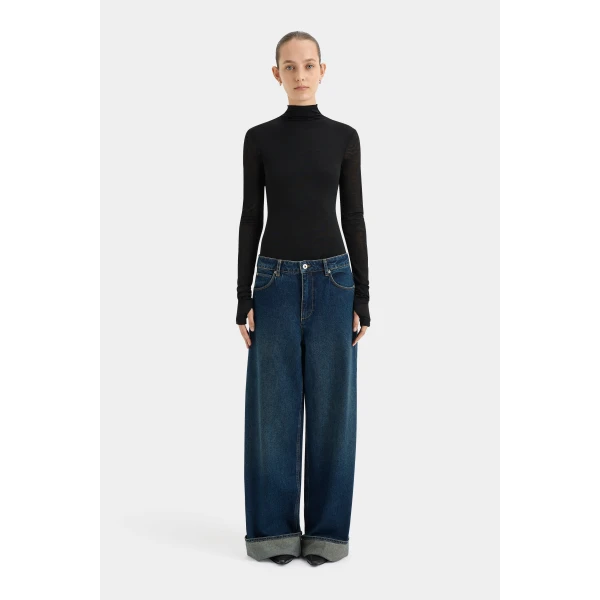 SIR the Label Stella Wide Leg Jean in Washed Indigo | Denim | Coveti