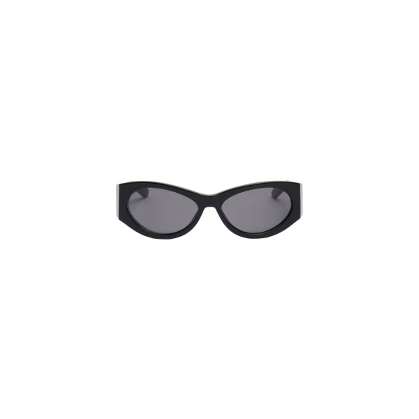 The Classic Sunglasses in Black