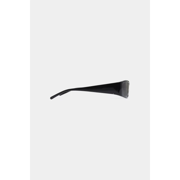 SIR the Label The Speed Sunglasses in Black | Sunglasses | Coveti