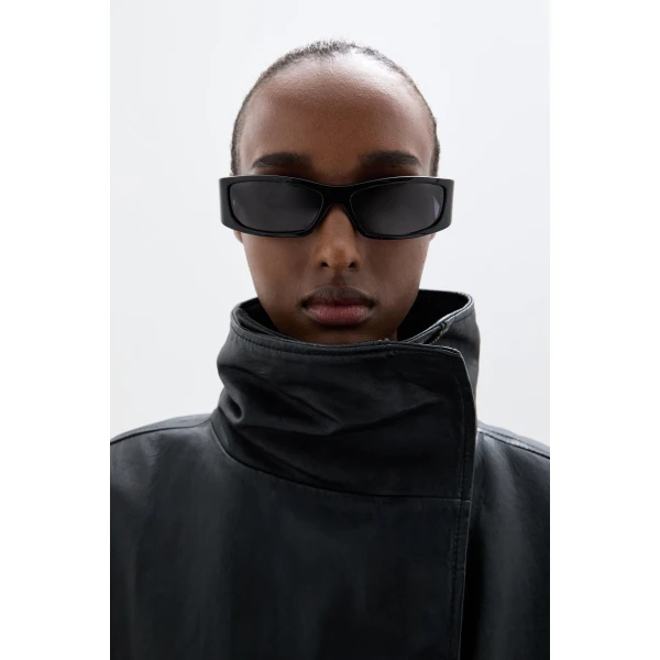 SIR the Label The Speed Sunglasses in Black | Sunglasses | Coveti