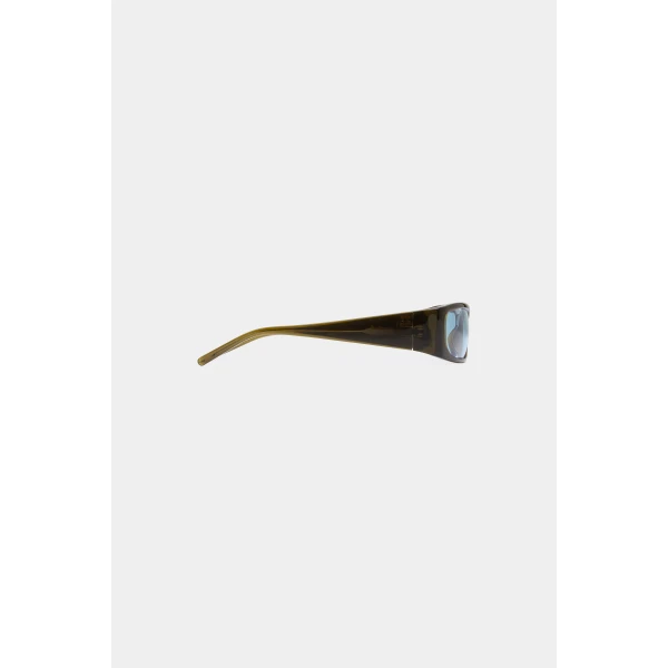 SIR the Label The Speed Sunglasses in Olive | Sunglasses | Coveti