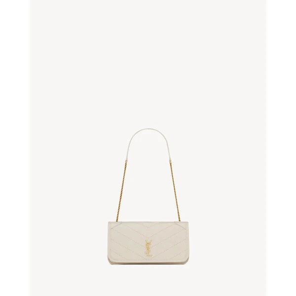 Niki Chain Pouch in Vintage Leather, White