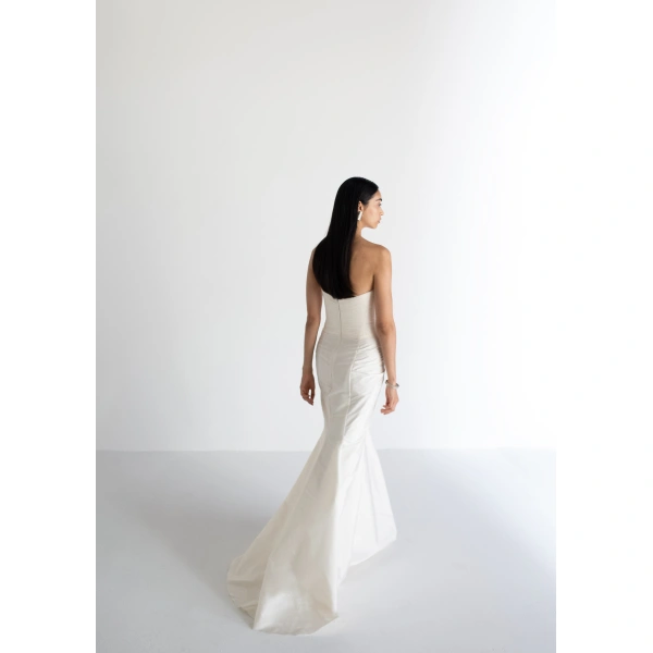 Sandra Mansour Premier Mot Dress in Off White, view 3