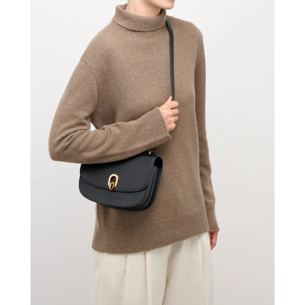 Savette Tondo 22 in Black Smooth Leather, view 4 | Shoulder & Crossbody Bags | Coveti