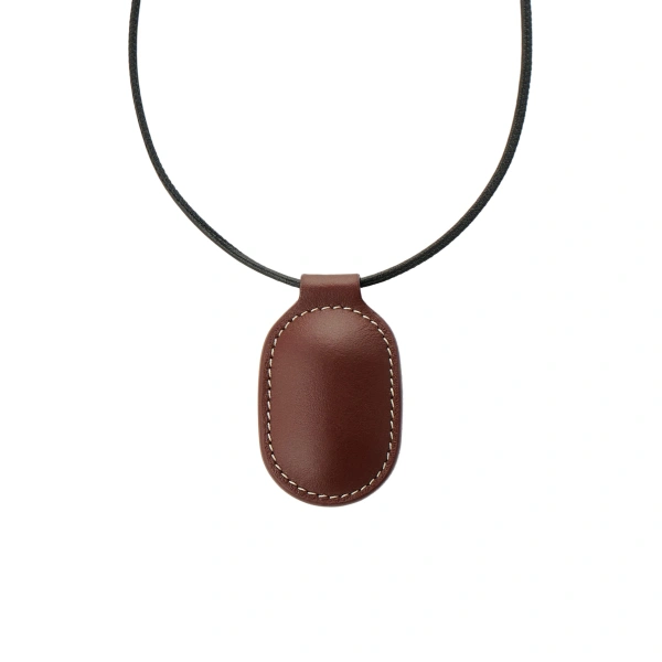 Tondo Pendant Necklace in Espresso Smooth Leather