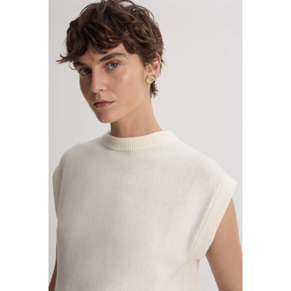 Scanlan Theodore Cashmere Wool Loose Tank in White | Tops | Coveti