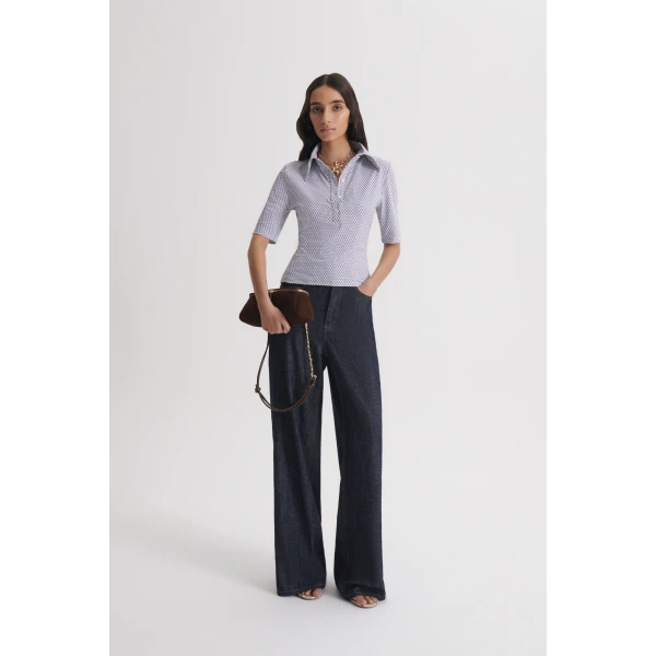 Scanlan Theodore Italian Chain Print Shirt in White Navy | Tops | Coveti