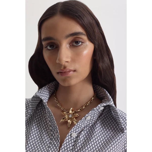 Scanlan Theodore Italian Chain Print Shirt in White Navy | Tops | Coveti