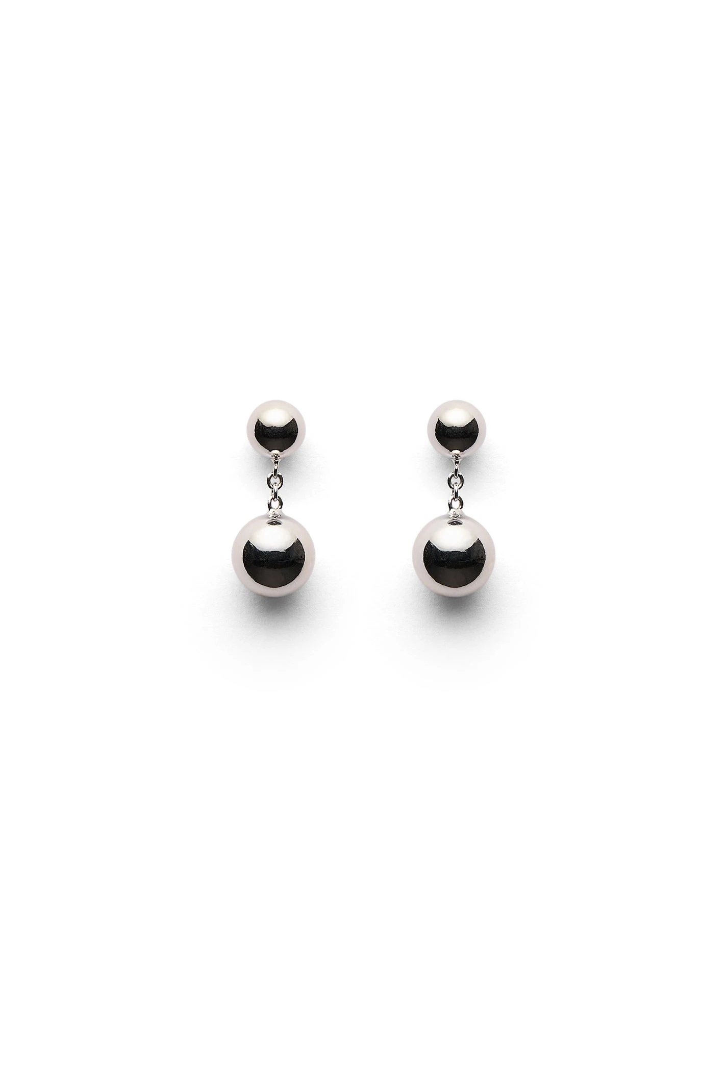 Scanlan Theodore Italian Sphere Drop Earrings in Silver Scanlan Theodore Italian Sphere Drop Earrings in Silver | Earrings | Coveti