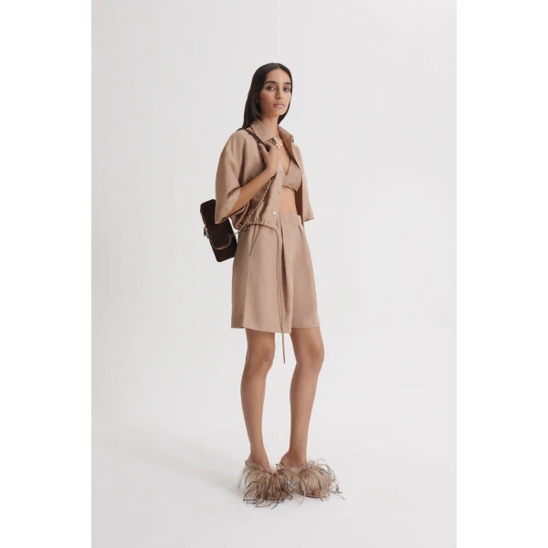 Scanlan Theodore Linen Textured Soft Short in Camel