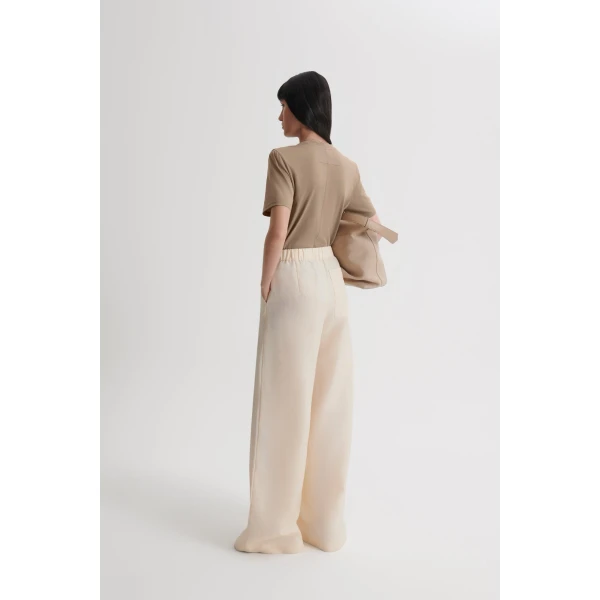 Scanlan Theodore Mercerised Shoulder Pad Tee in Sandstone | Tops | Coveti
