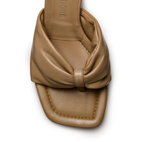 Scanlan Theodore Soft Sandal 4.5 in Sandstone