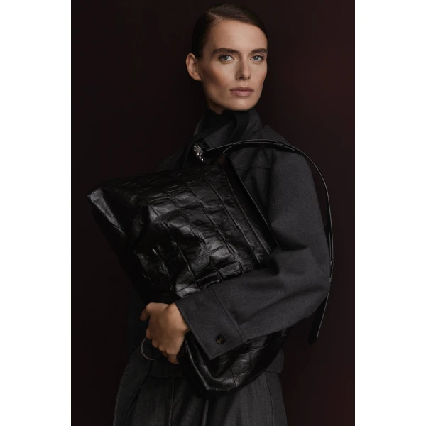 Scanlan Theodore The Carry All Hobo in Black | Shoulder & Crossbody Bags | Coveti