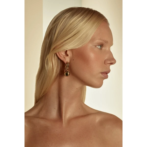 Scanlan Theodore Wishbone Huggie Earrings in Light Gold