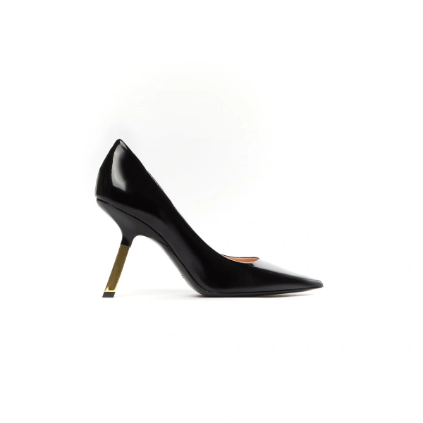 Karen Pump