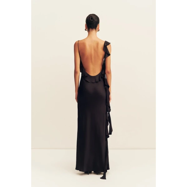 designer dresses at Coveti