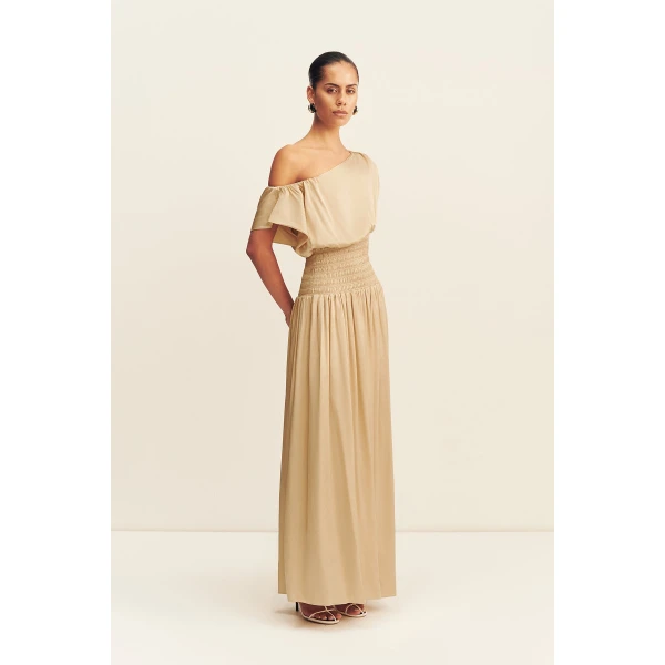 designer dresses at Coveti