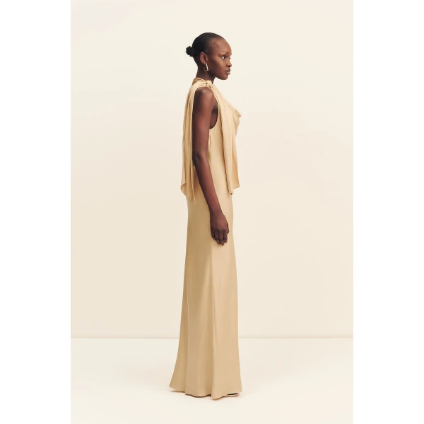 designer dresses at Coveti