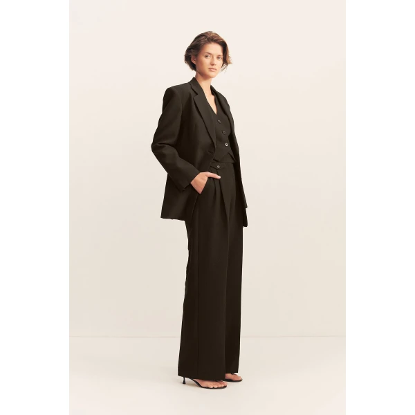 79% GRS Certified Recycled Polyester 17% Viscose 4% Elastane