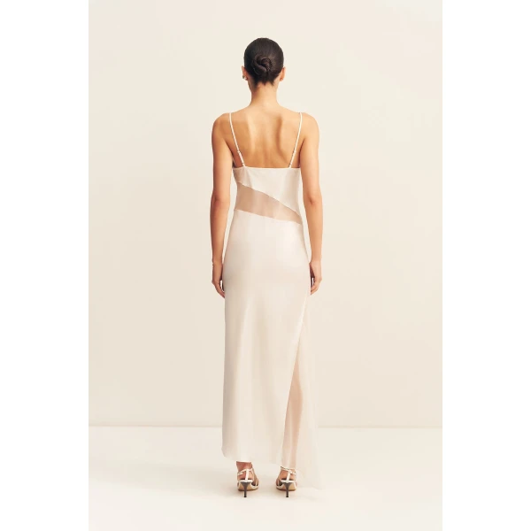 designer dresses at Coveti