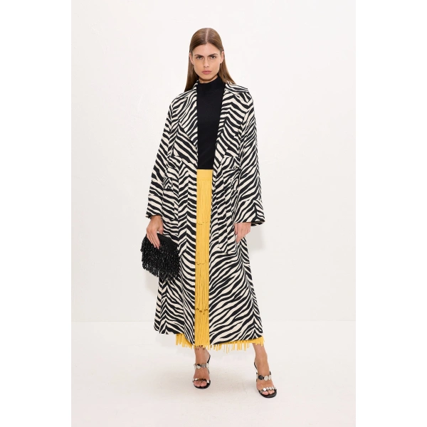 Simon Miller Djinn Crepe Robe Coat in Zebra Print | Coats | Coveti
