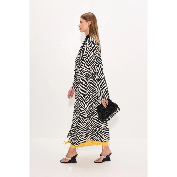 Simon Miller Djinn Crepe Robe Coat in Zebra Print | Coats | Coveti