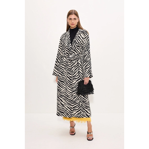 Simon Miller Djinn Crepe Robe Coat in Zebra Print | Coats | Coveti