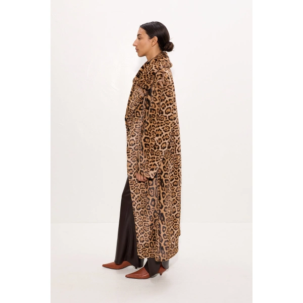 Simon Miller Jetz Cheetah Coat in Cheetah Scramble | Fur Coats | Coveti