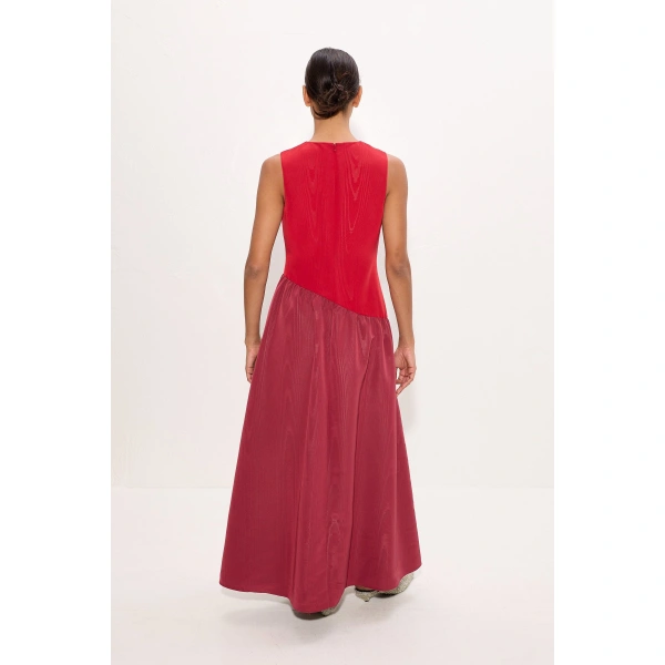 Simon Miller Laurel Moire Midi Dress in Pomegranate and Bordeaux | Midi Dresses | Coveti