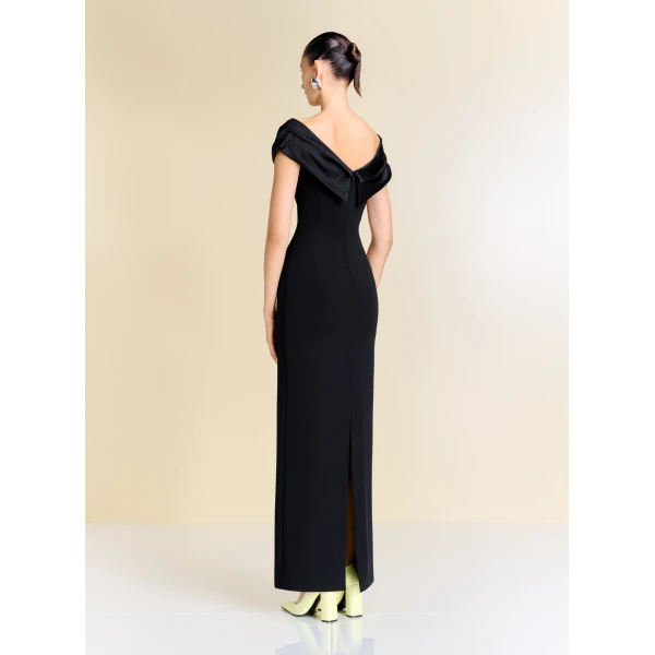 Solace London The Adele Maxi Dress in Black