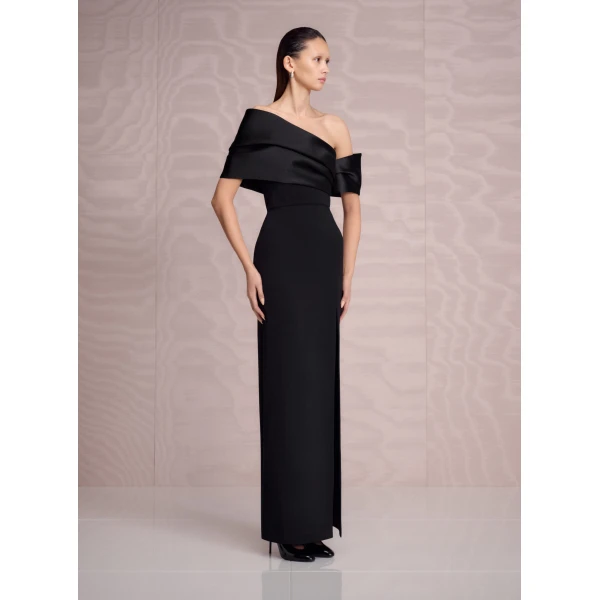 Solace London The Alexis Maxi Dress in Black