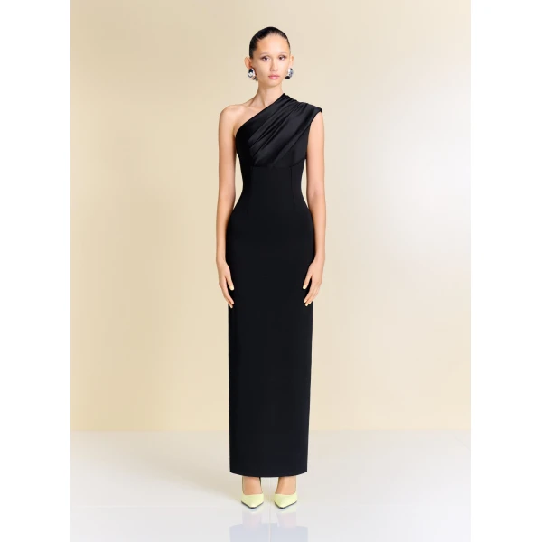 Solace London The Gracie Maxi Dress in Black