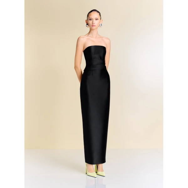 Solace London The Ingrid Maxi Dress in Black
