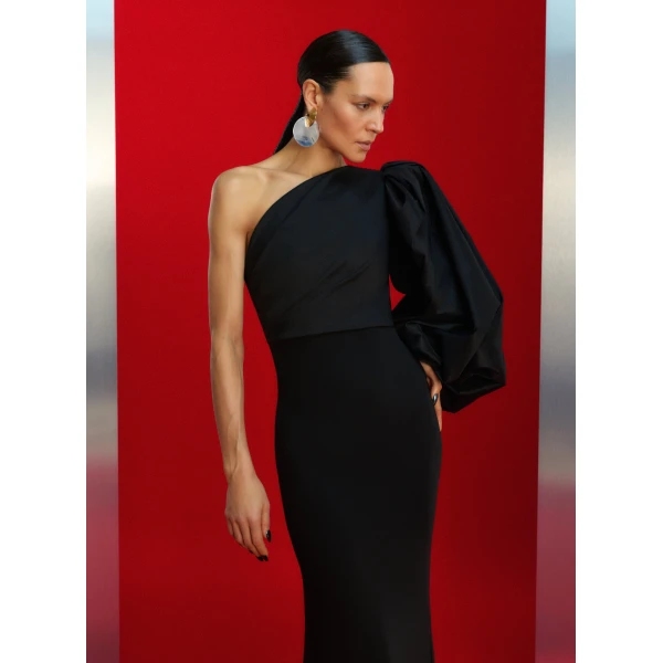 Solace London The Ivy Maxi Dress in Black