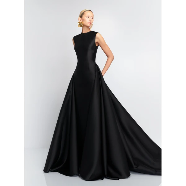 Solace London The Larsen Maxi Dress in Black