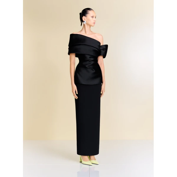 Solace London The Lucine Maxi Dress in Black