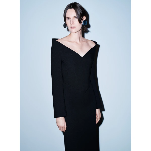 Solace London The Martine Maxi Dress in Black