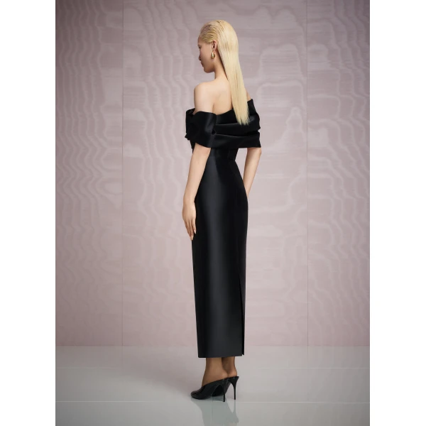Solace London The Mirla Midaxi Dress in Black