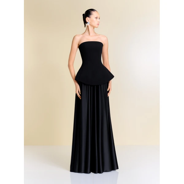 Solace London The Oriana Maxi Dress in Black