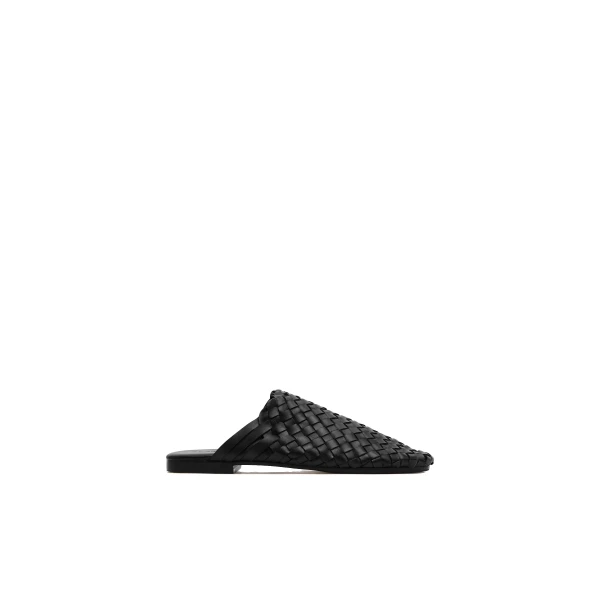 Bunto Woven Loafer in Black