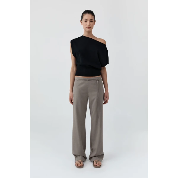 St. Agni Cashmere Asymm Top in Black, view 3