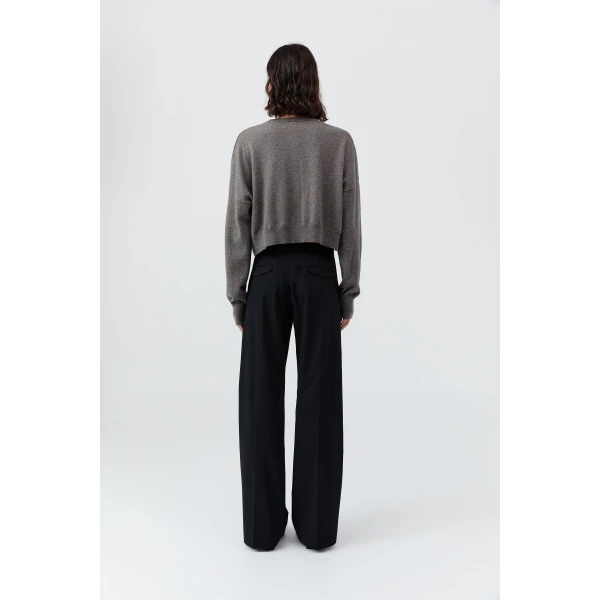 St. Agni Cashmere Relaxed Cropped Cardigan in Doe, view 6