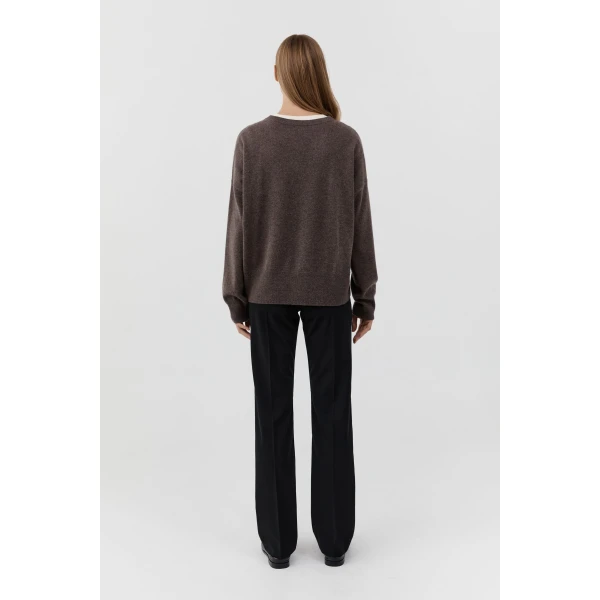 St. Agni Cashmere V Sweater in Elmwood, view 6