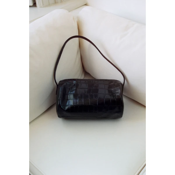 St. Agni Connolo Shoulder Bag in Croc Embossed Black, view 3