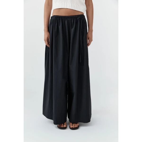 St. Agni Cotton Hybrid Wide Leg Pants in Black, view 3