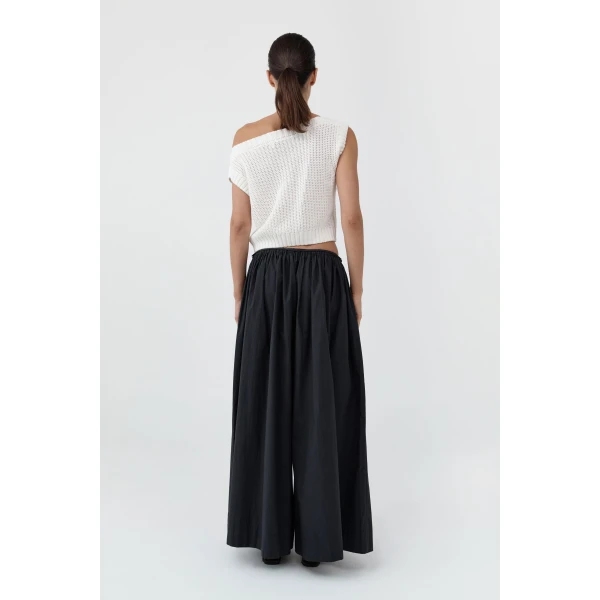 St. Agni Cotton Hybrid Wide Leg Pants in Black, view 5