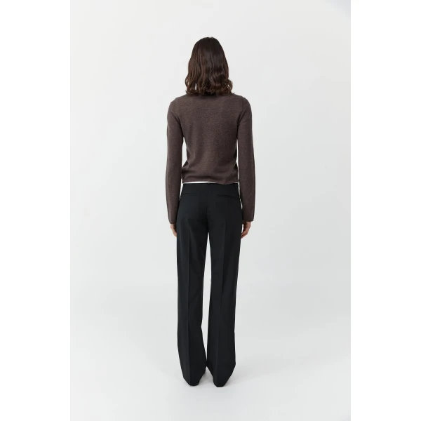 St. Agni Fine Merino V Neck Sweater in Mulch, view 5