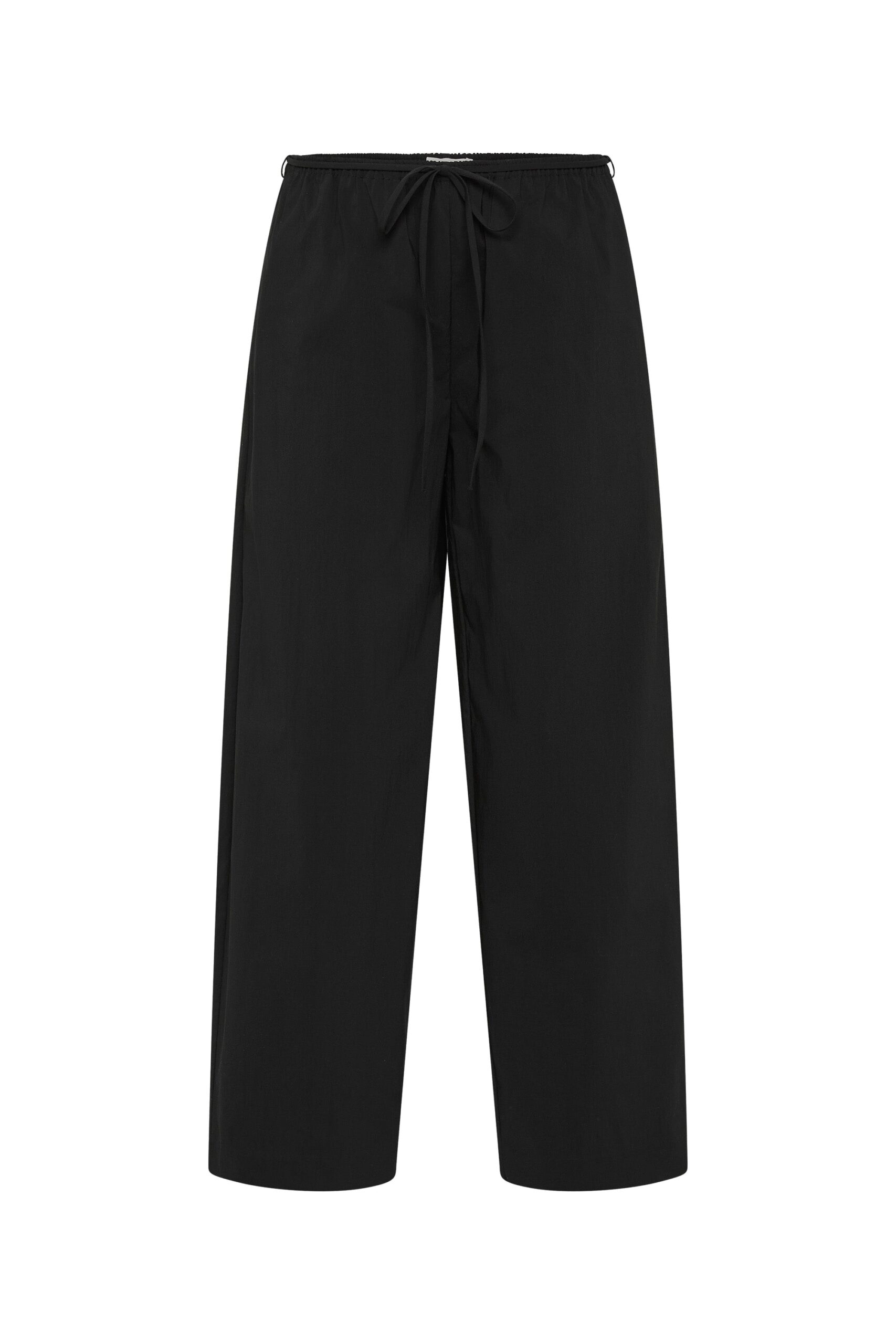 St. Agni Fine Rouleau Crop Pants in Black | Pants | Coveti St. Agni Fine Rouleau Crop Pants in Black